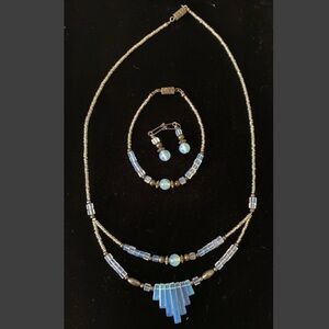 OPALITE Southwestern Bead
Necklace, Bracelet & Pierced Earrings Jewelry Set